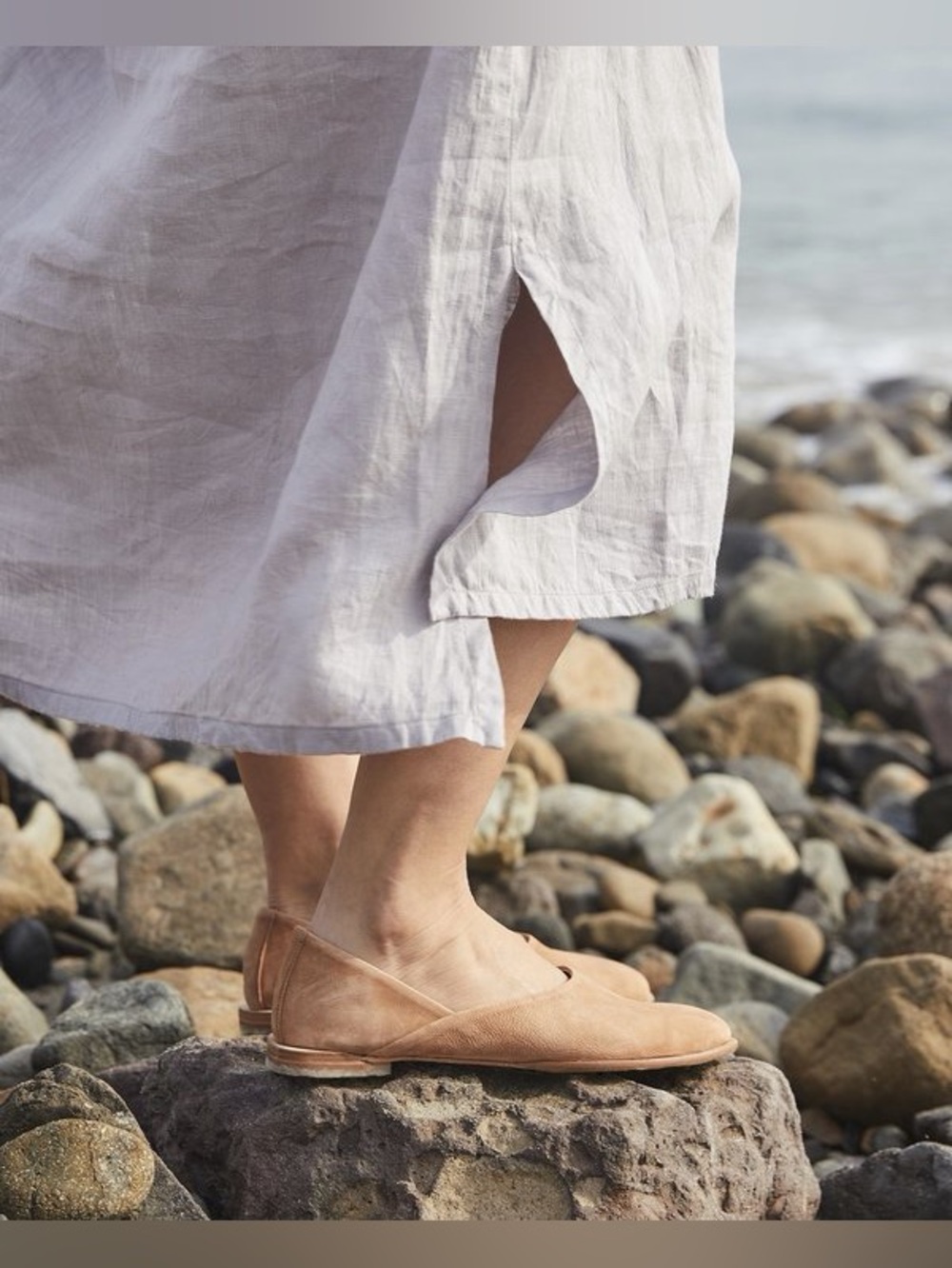 COCLICO $375 Henri Flat in Tawney Brown Nubuck Leather, size 8.5